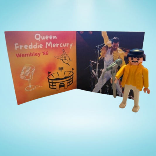 Freddie Mercury "Queen - Wembley Stadium"